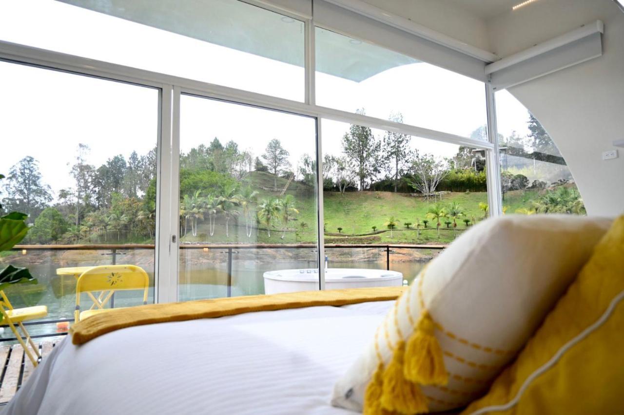 Casa Flotante La Trinidad Hotel Guatape Luaran gambar
