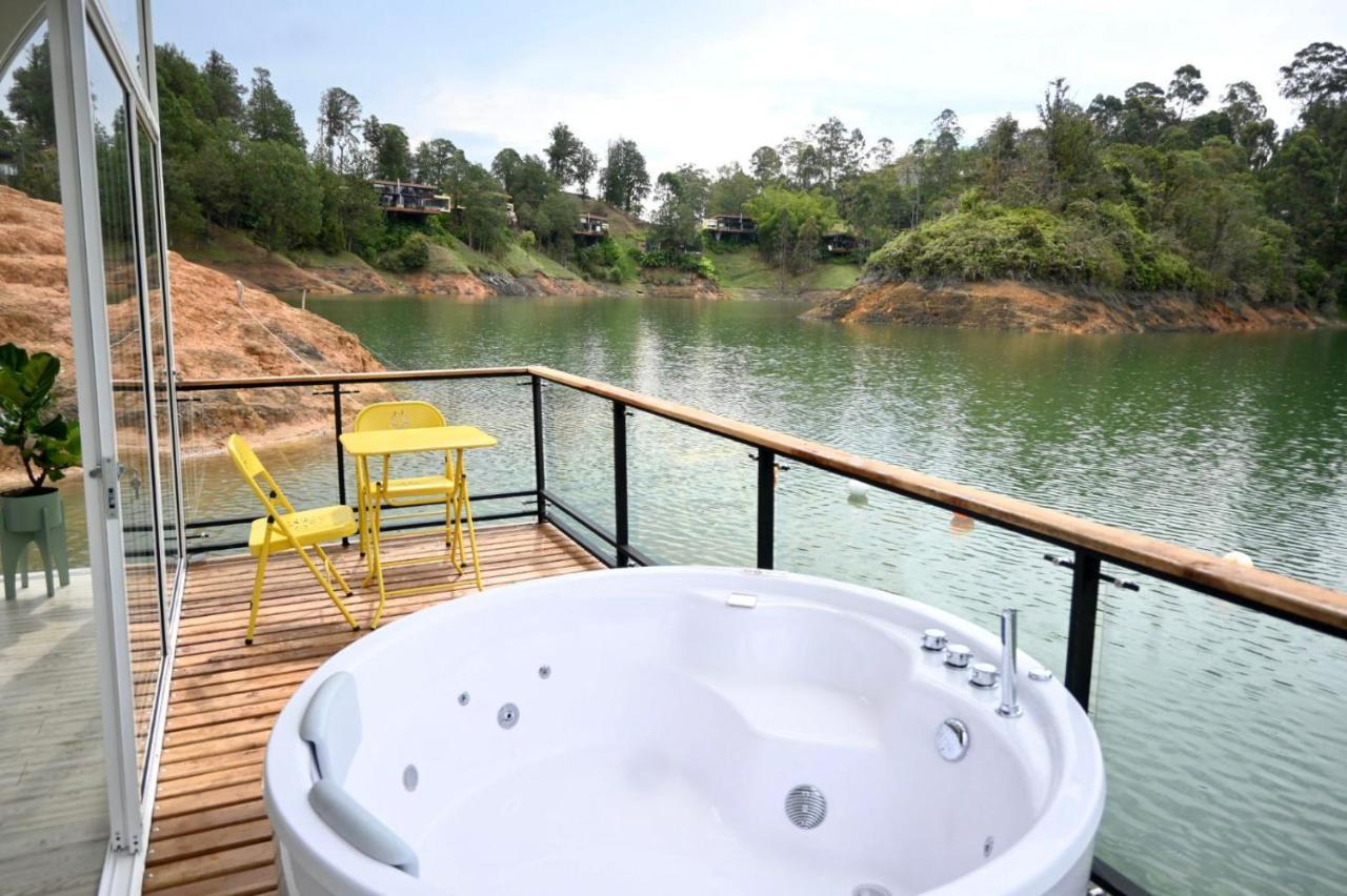 Casa Flotante La Trinidad Hotel Guatape Luaran gambar