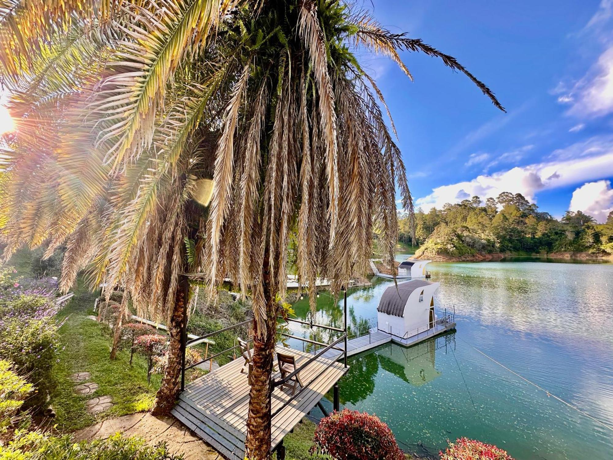 Casa Flotante La Trinidad Hotel Guatape Luaran gambar